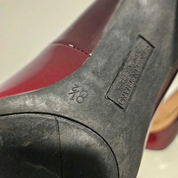 Ladies High Heels (Size 8.5) - Picture 3 of 3